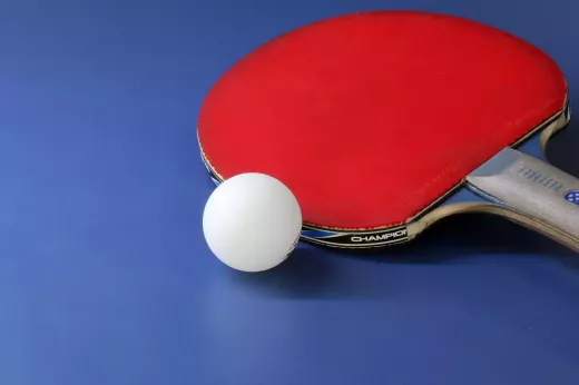 Tafeltennis spelen met uw gezin