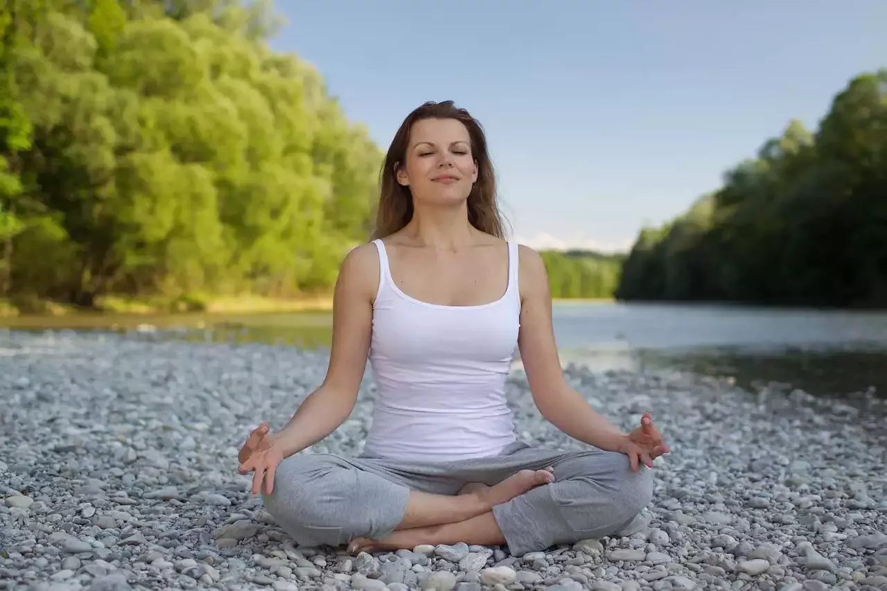 Hoe het beoefenen van yoga de flexibiliteit kan vergroten